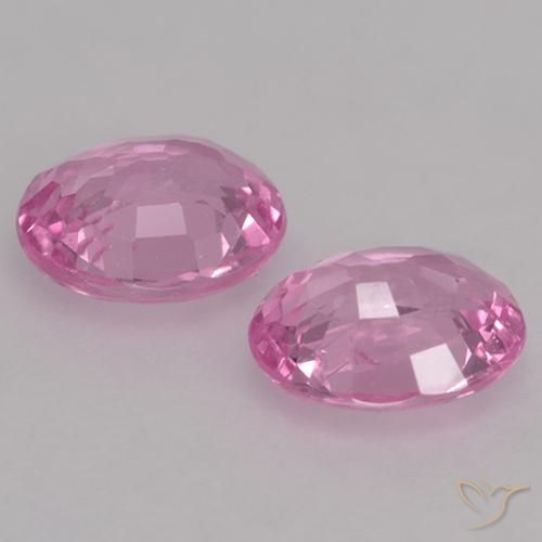 Shop natural 0.78ct 非常に薄いロイヤルパープルピンク サファイア gems, 楕円形, from マダガスカル at GemSelect. In stock, global shipping!