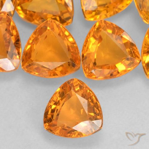0.67ct 天然 ミディアムオレンジ サファイア, トリリオン, VVS-VS