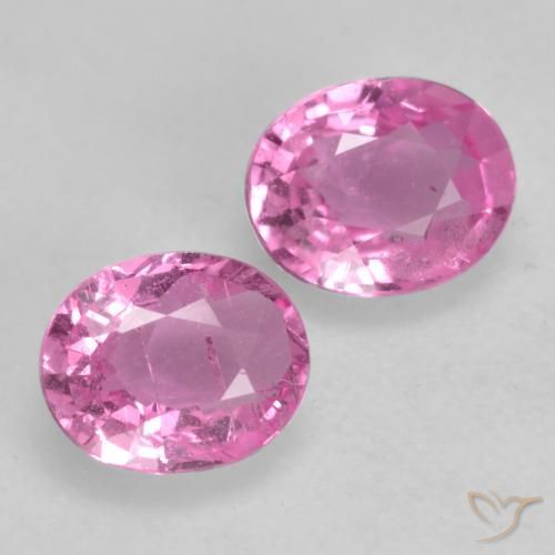 Shop natural 0.88ct 濃いピンク サファイア gems, 楕円形, from マダガスカル at GemSelect. In stock, global shipping!
