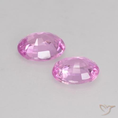 Shop natural 0.78ct 濃い紫 サファイア gems, 楕円形, from マダガスカル at GemSelect. In stock, global shipping!