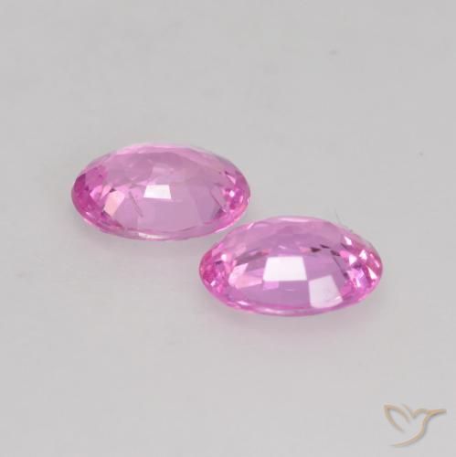 Shop natural 0.68ct 濃い紫 サファイア gems, 楕円形, from マダガスカル at GemSelect. In stock, global shipping!