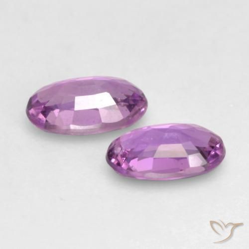 Shop natural 0.58ct エレクトリックパープル サファイア gems, 楕円形, from タンザニア at GemSelect. In stock, global shipping!