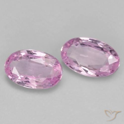 Shop natural 0.53ct 薄いロイヤルパープルピンク サファイア gems, 楕円形, from タンザニア at GemSelect. In stock, global shipping!