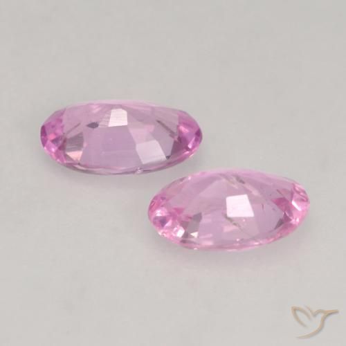 Shop natural 0.48ct 濃いピンク サファイア gems, 楕円形, from タンザニア at GemSelect. In stock, global shipping!