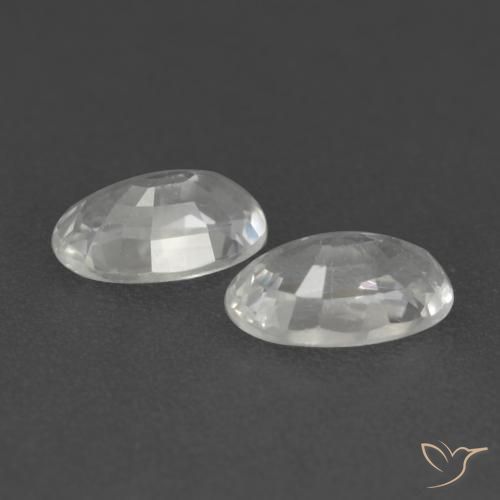 Shop natural 0.59ct ホワイト サファイア gems, 楕円形, from タンザニア at GemSelect. In stock, global shipping!
