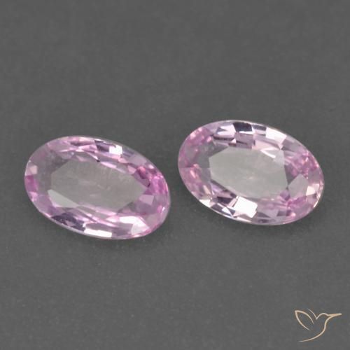 Shop natural 0.47ct 薄いピンクがかった紫 サファイア gems, 楕円形, from タンザニア at GemSelect. In stock, global shipping!