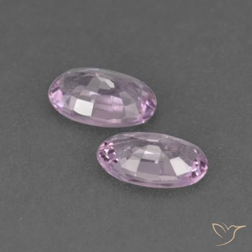 Shop natural 0.48ct ライトパープル サファイア gems, 楕円形, from タンザニア at GemSelect. In stock, global shipping!