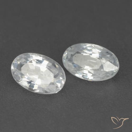 Shop natural 0.57ct ホワイト サファイア gems, 楕円形, from タンザニア at GemSelect. In stock, global shipping!