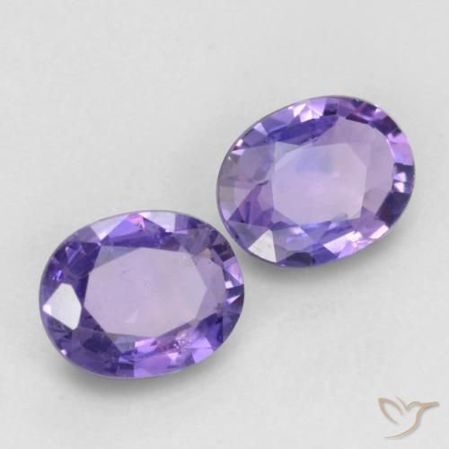 Shop natural 0.76ct ミディアムバイオレット サファイア gems, 楕円形, from タンザニア at GemSelect. In stock, global shipping!