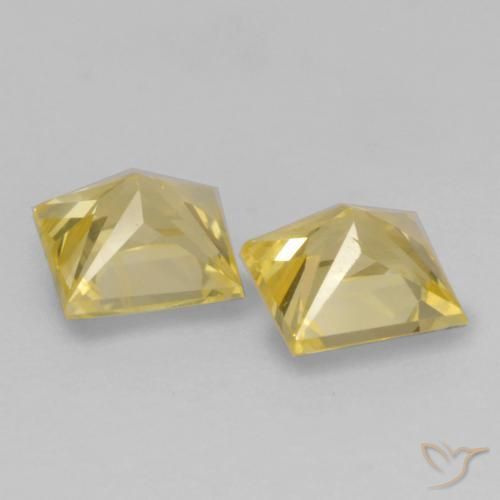 Shop natural 0.59ct ミディアムイエロー サファイア gems, 四角形, from タンザニア at GemSelect. In stock, global shipping!