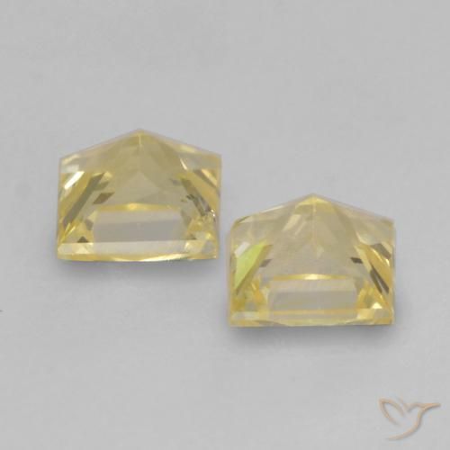 Shop natural 0.44ct 薄いゴールド サファイア gems, 四角形, from タンザニア at GemSelect. In stock, global shipping!