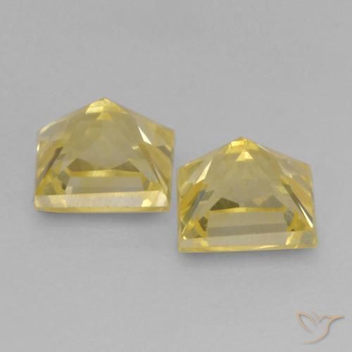 Shop natural 0.73ct ミディアムイエロー サファイア gems, 四角形, from タンザニア at GemSelect. In stock, global shipping!