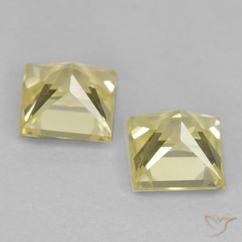 Shop natural 0.74ct トスカーナイエロー サファイア gems, 四角形, from タンザニア at GemSelect. In stock, global shipping!