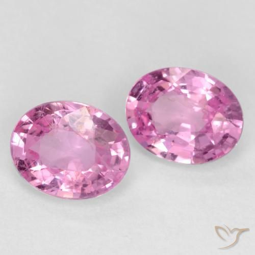 Shop natural 0.80ct 濃いピンク サファイア gems, 楕円形, from タンザニア at GemSelect. In stock, global shipping!