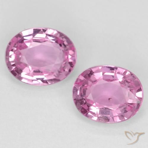 Shop natural 0.92ct ロイヤルパープルピンク サファイア gems, 楕円形, from タンザニア at GemSelect. In stock, global shipping!