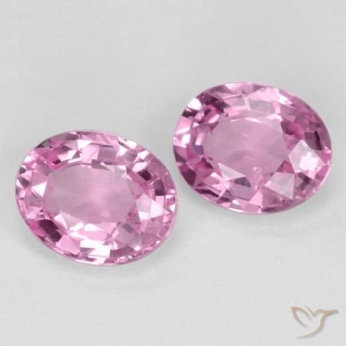 Shop natural 0.85ct ロイヤルパープルピンク サファイア gems, 楕円形, from タンザニア at GemSelect. In stock, global shipping!