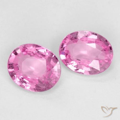 Shop natural 0.76ct ロイヤルパープルピンク サファイア gems, 楕円形, from タンザニア at GemSelect. In stock, global shipping!
