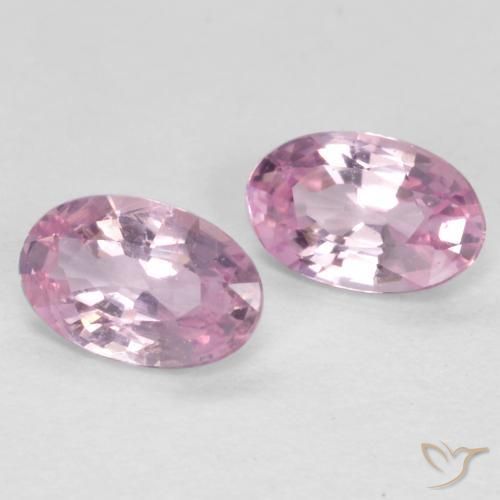 Shop natural 0.50ct ミディアム薄いパープル サファイア gems, 楕円形, from タンザニア at GemSelect. In stock, global shipping!