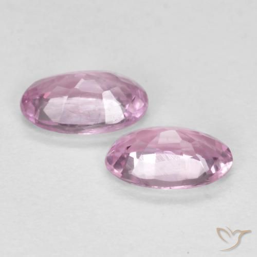 Shop natural 0.50ct ミディアム薄いパープル サファイア gems, 楕円形, from タンザニア at GemSelect. In stock, global shipping!
