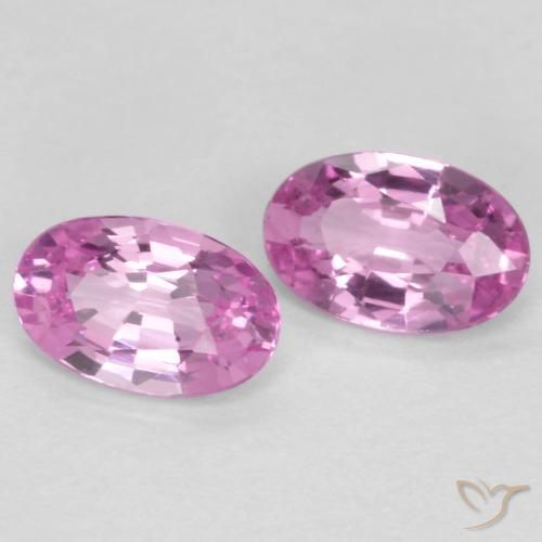 Shop natural 0.53ct 濃いピンクがかった紫 サファイア gems, 楕円形, from タンザニア at GemSelect. In stock, global shipping!