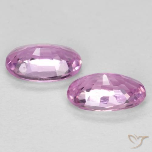 Shop natural 0.56ct ミディアム薄いパープル サファイア gems, 楕円形, from タンザニア at GemSelect. In stock, global shipping!