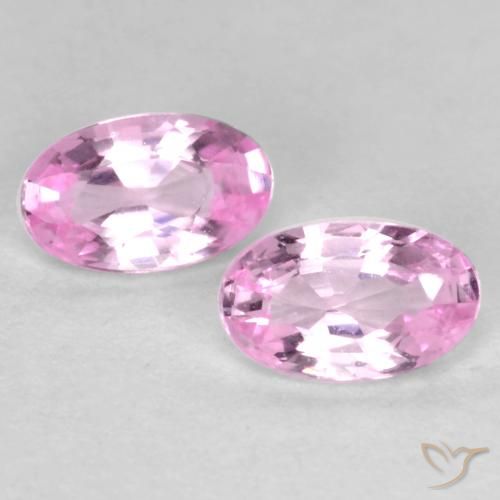 Shop natural 0.51ct ミディアムパープル サファイア gems, 楕円形, from タンザニア at GemSelect. In stock, global shipping!