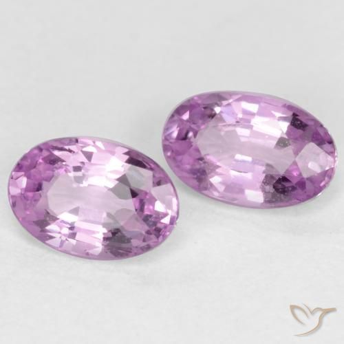 Shop natural 0.65ct ミディアムバイオレット サファイア gems, 楕円形, from タンザニア at GemSelect. In stock, global shipping!