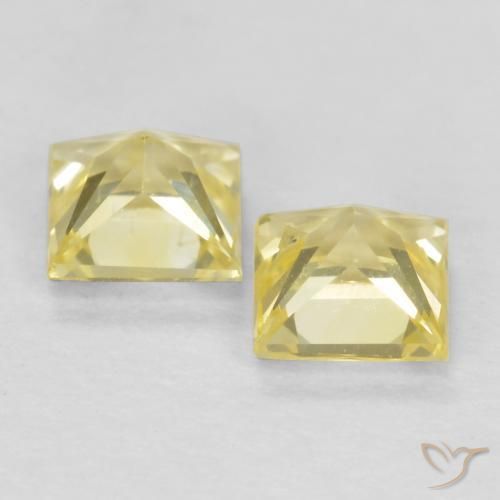 Shop natural 0.70ct ミディアム薄いイエロー サファイア gems, 四角形, from タンザニア at GemSelect. In stock, global shipping!