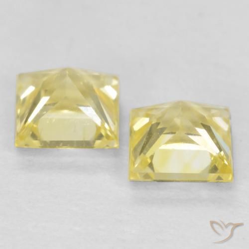 Shop natural 0.63ct ミディアム薄いイエロー サファイア gems, 四角形, from タンザニア at GemSelect. In stock, global shipping!