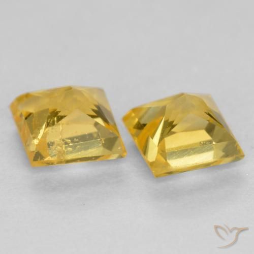 Shop natural 0.58ct ハニーイエロー サファイア gems, 四角形, from タンザニア at GemSelect. In stock, global shipping!