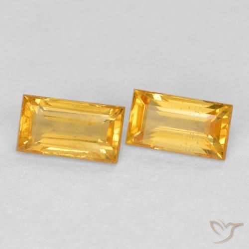 Shop natural 0.50ct ミディアムゴールデン サファイア gems, バゲット, from タンザニア at GemSelect. In stock, global shipping!