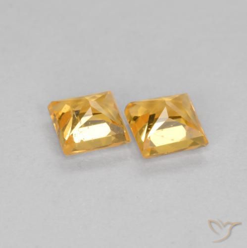 Shop natural 0.51ct オレンジゴールド サファイア gems, 四角形, from タンザニア at GemSelect. In stock, global shipping!