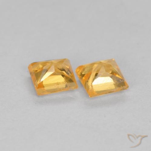 Shop natural 0.52ct ミディアムオレンジ サファイア gems, 四角形, from タンザニア at GemSelect. In stock, global shipping!