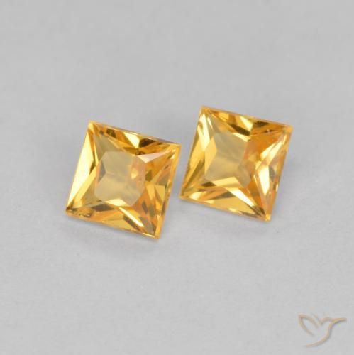 Shop natural 0.47ct オレンジゴールド サファイア gems, 四角形, from タンザニア at GemSelect. In stock, global shipping!