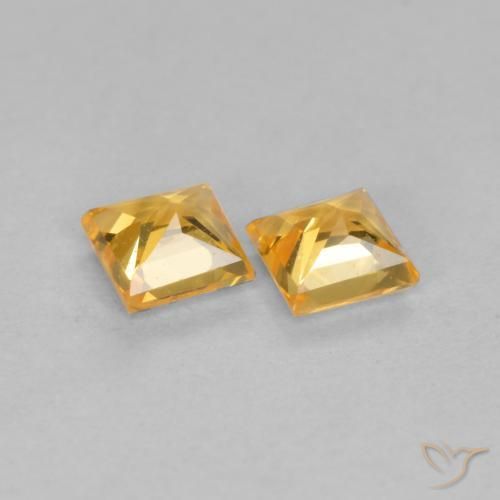 Shop natural 0.47ct オレンジゴールド サファイア gems, 四角形, from タンザニア at GemSelect. In stock, global shipping!