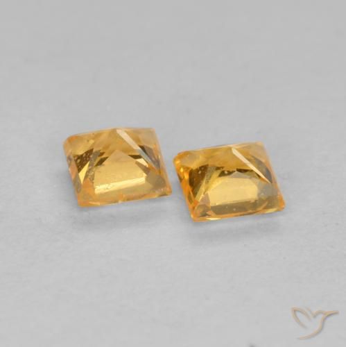 Shop natural 0.49ct オレンジゴールド サファイア gems, 四角形, from タンザニア at GemSelect. In stock, global shipping!