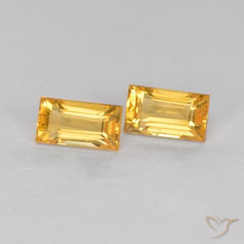 Shop natural 0.58ct ゴールドオレンジ サファイア gems, バゲット, from タンザニア at GemSelect. In stock, global shipping!