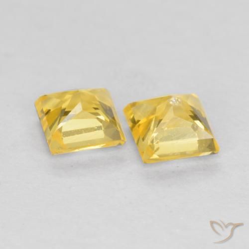 Shop natural 0.53ct ミディアムイエロー サファイア gems, 四角形, from タンザニア at GemSelect. In stock, global shipping!