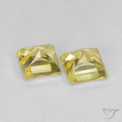 Shop natural 0.57ct ミディアム薄いイエロー サファイア gems, 四角形, from タンザニア at GemSelect. In stock, global shipping!