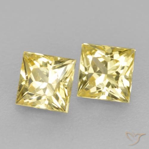 Shop natural 0.46ct ミディアム薄いイエロー サファイア gems, 四角形, from タンザニア at GemSelect. In stock, global shipping!