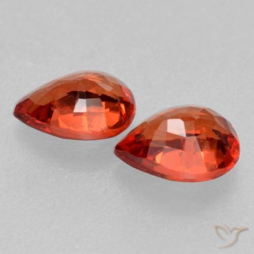 Shop natural 0.75ct ファイアレッド サファイア gems, 洋梨の形, from タンザニア at GemSelect. In stock, global shipping!