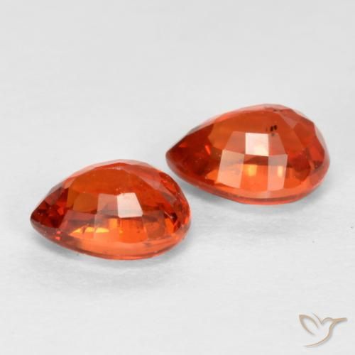 Shop natural 0.92ct ミディアムレッド サファイア gems, 洋梨の形, from タンザニア at GemSelect. In stock, global shipping!