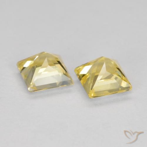 Shop natural 0.73ct トスカーナイエロー サファイア gems, 四角形, from タンザニア at GemSelect. In stock, global shipping!
