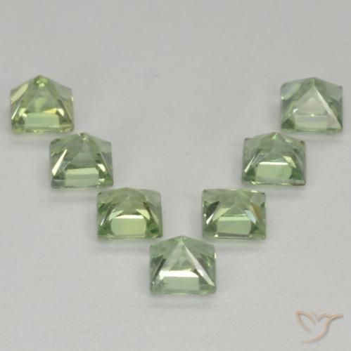 Shop natural 1.59ct 薄いセージグリーン サファイア gems, 四角形, from タンザニア at GemSelect. In stock, global shipping!
