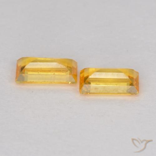 Shop natural 0.50ct 明るいゴールド サファイア gems, バゲット, from タンザニア at GemSelect. In stock, global shipping!