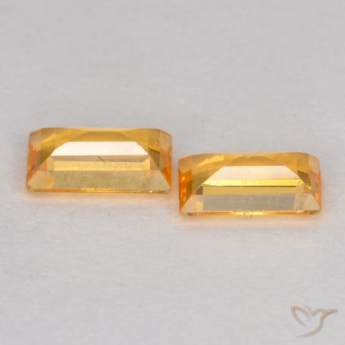 Shop natural 0.48ct 濃いゴールデンオレンジ サファイア gems, バゲット, from タンザニア at GemSelect. In stock, global shipping!