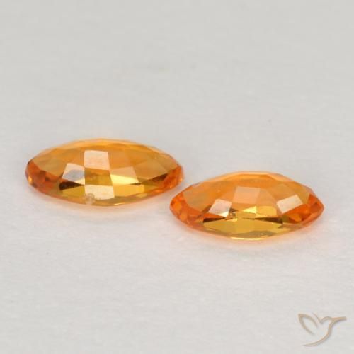 Shop natural 0.39ct 鮮やかなオレンジ サファイア gems, マーキーズ, from タンザニア at GemSelect. In stock, global shipping!