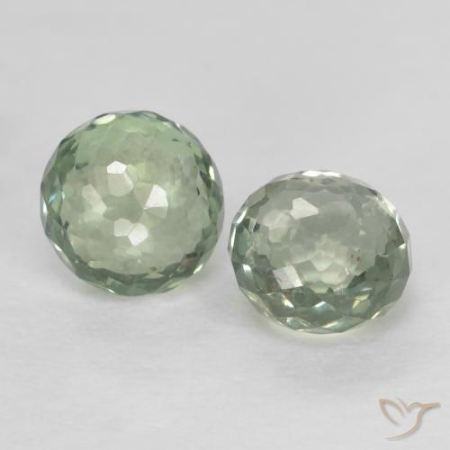 Shop natural 0.91ct 灰色がかった緑 サファイア gems, ラウンド, from タンザニア at GemSelect. In stock, global shipping!