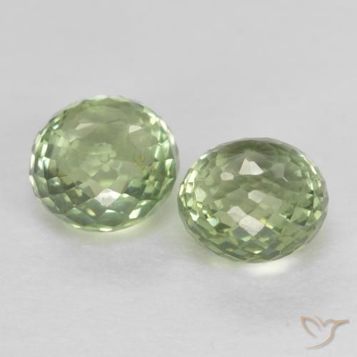 Shop natural 1.02ct 非常に薄いセージグリーン サファイア gems, ラウンド, from タンザニア at GemSelect. In stock, global shipping!