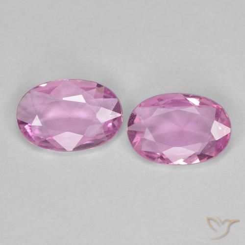 Shop natural 0.73ct ロイヤルパープルピンク サファイア gems, 楕円形, from タンザニア at GemSelect. In stock, global shipping!